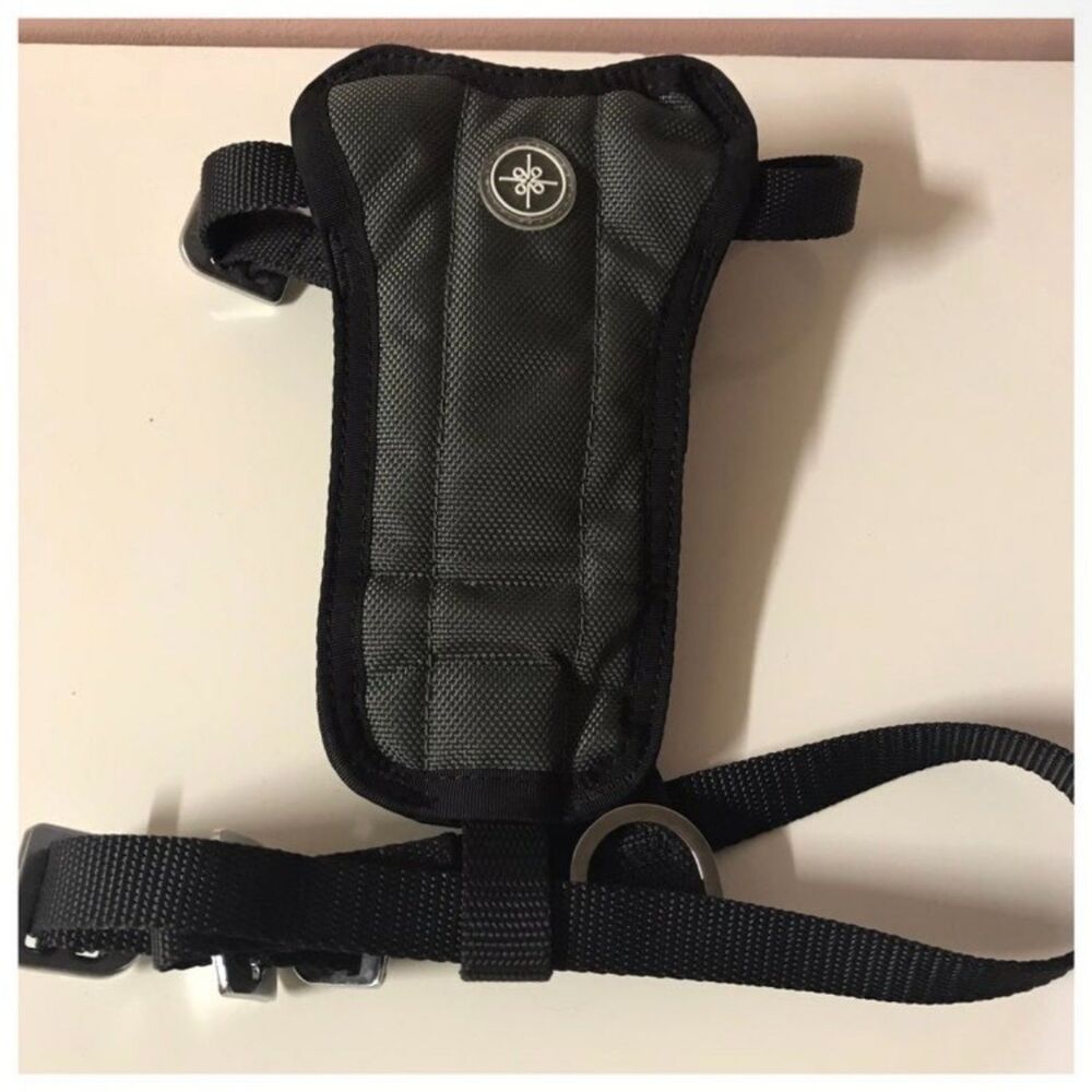 Good 2 Go Dog Car Harness NWOT